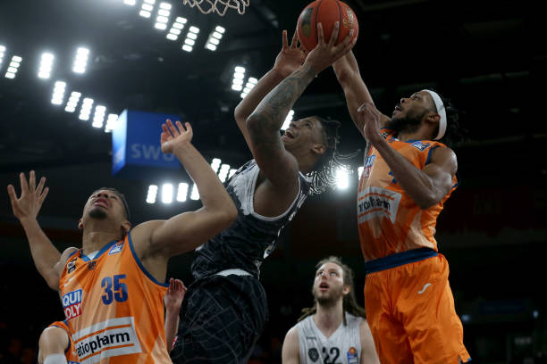 密协作和战 密协作和战